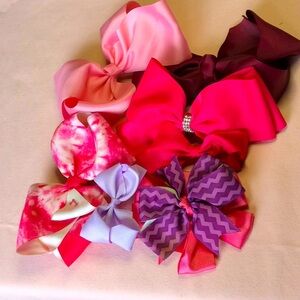 FINAL SALE PRICE 7 Piece Lot of Hair Clips/Bows